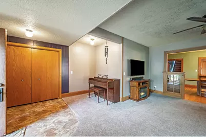 312 W 2nd Street, Blue Earth, MN 56013 - Photo 5