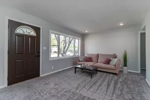 140 Carol Ln, West Saint Paul, MN 55118 - Photo 5