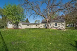 140 Carol Ln, West Saint Paul, MN 55118 - Photo 21