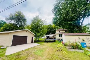 220 N 7th St, Montevideo, MN 56265 - Photo 23