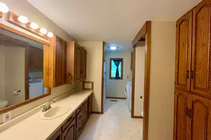 220 N 7th St, Montevideo, MN 56265 - Photo 9