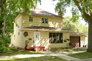 220 N 7th St, Montevideo, MN 56265 - Photo 1