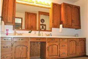 220 N 7th St, Montevideo, MN 56265 - Photo 5
