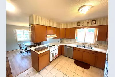 1025 9th Street SW, Wadena, MN 56482 - Photo 7