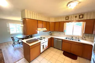 1025 9th St SW, Wadena, MN 56482 - Photo 7