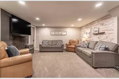 736 Shorewood Drive, Detroit Lakes, MN 56501 - Photo 41