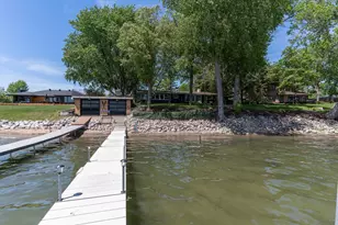 736 Shorewood Dr, Detroit Lakes, MN 56501 - Photo 87