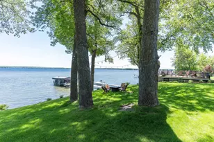 736 Shorewood Dr, Detroit Lakes, MN 56501 - Photo 3