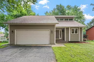 1536 Prairie Hill Rd, Saint Cloud, MN 56301 - Photo 1