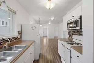 1037 Gould Ave NE, Columbia Heights, MN 55421 - Photo 15