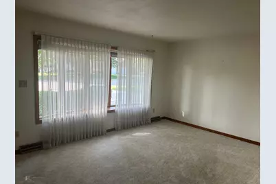 602 N Madison Street, Minneota, MN 56264 - Photo 7