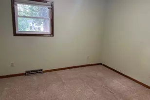 602 N Madison St, Minneota, MN 56264 - Photo 15