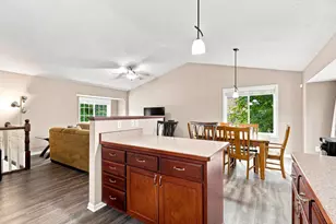 815 Colby St, Taylors Falls, MN 55084 - Photo 15