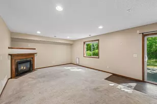 10611 Kyle Ct N, Brooklyn Park, MN 55443 - Photo 25