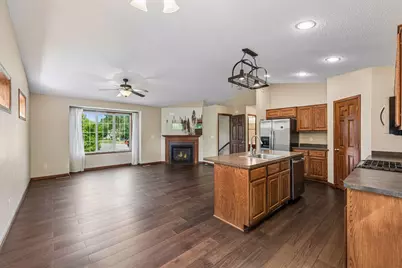 10611 Kyle Court N, Brooklyn Park, MN 55443 - Photo 15