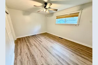 507 6th Street NE, Roseau, MN 56751 - Photo 11