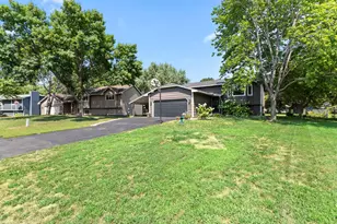 11010 Xylon Ln N, Champlin, MN 55316 - Photo 3