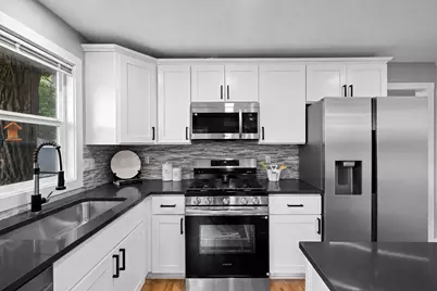 5415 Twin Lake Boulevard E, Brooklyn Center, MN 55429 - Photo 7