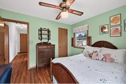 1582 Hoyt Avenue E, Saint Paul, MN 55106 - Photo 5