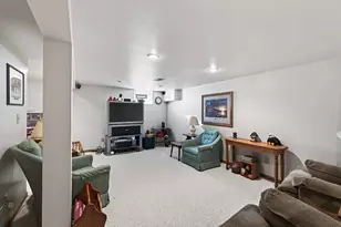 1582 Hoyt Ave E, Saint Paul, MN 55106 - Photo 15
