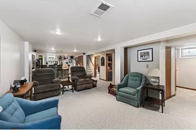 1582 Hoyt Avenue E, Saint Paul, MN 55106 - Photo 17
