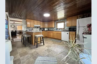 402 N Austin Avenue, Litchfield, MN 55355 - Photo 5