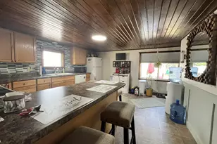 402 N Austin Ave, Litchfield, MN 55355 - Photo 7