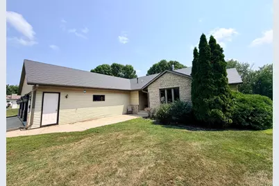 141 Fairlawn Avenue E, Winsted, MN 55395 - Photo 31