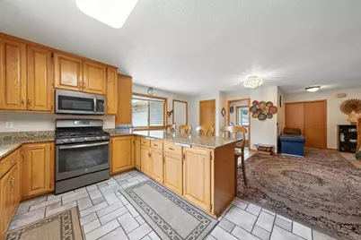 2710 91st Avenue NE, Blaine, MN 55449 - Photo 11