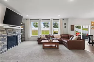 972 Forest Edge Circle, Jordan, MN 55352 - Photo 5