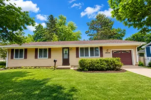 1430 Selby Ave, Saint Paul Park, MN 55071 - Photo 1