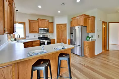 22608 Zion Parkway NW, Oak Grove, MN 55005 - Photo 7