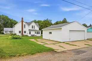 504 Cedar St, Colfax, WI 54730 - Photo 21