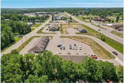 820 Howe Avenue #Building B, Mora, MN 55051 - Photo 3