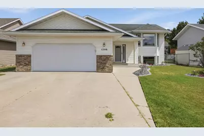1206 18th Street N, Moorhead, MN 56560 - Photo 1