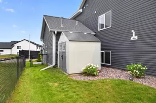 886 Portsmith Dr NW, Rochester, MN 55901 - Photo 45