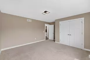 886 Portsmith Dr NW, Rochester, MN 55901 - Photo 17