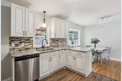 2016 W 90th Street, Bloomington, MN 55431 - Photo 13