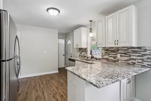 2016 W 90th St, Bloomington, MN 55431 - Photo 15
