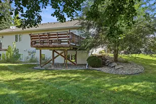 330 Sunfish Ct, Winsted, MN 55395 - Photo 27