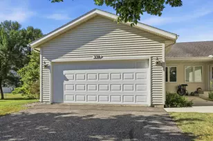 330 Sunfish Ct, Winsted, MN 55395 - Photo 29