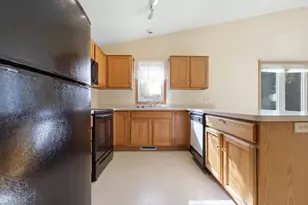330 Sunfish Ct, Winsted, MN 55395 - Photo 5