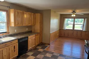 630 W Marsh St, Tyler, MN 56178 - Photo 9