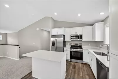 610 Grouse Way, New Richmond, WI 54017 - Photo 11
