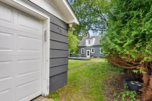 401 NE 7th St, Grand Rapids, MN 55744 - Photo 25