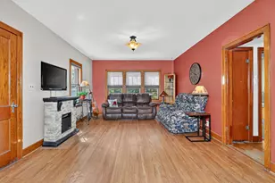 401 NE 7th St, Grand Rapids, MN 55744 - Photo 5