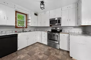 604 Lincoln Ave SE, Bemidji, MN 56601 - Photo 5