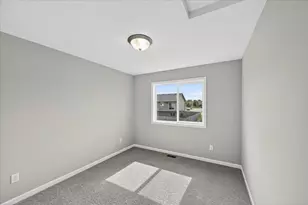 1006 Brandenburg Cir, Waverly, MN 55390 - Photo 7