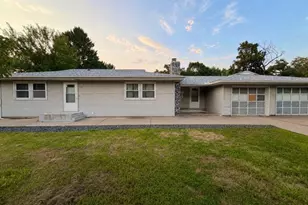 125 17th St, Newport, MN 55055 - Photo 1