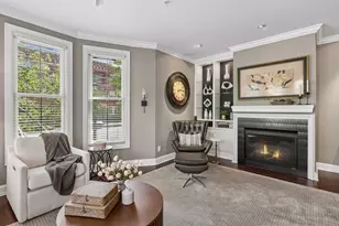 575 S 10th St, Minneapolis, MN 55404 - Photo 3